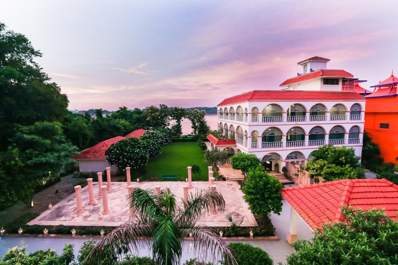 Saptapuri By Royal Orchid Hotels Limited Varanasi Exteriör bild